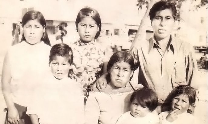 leoncio_y_familia